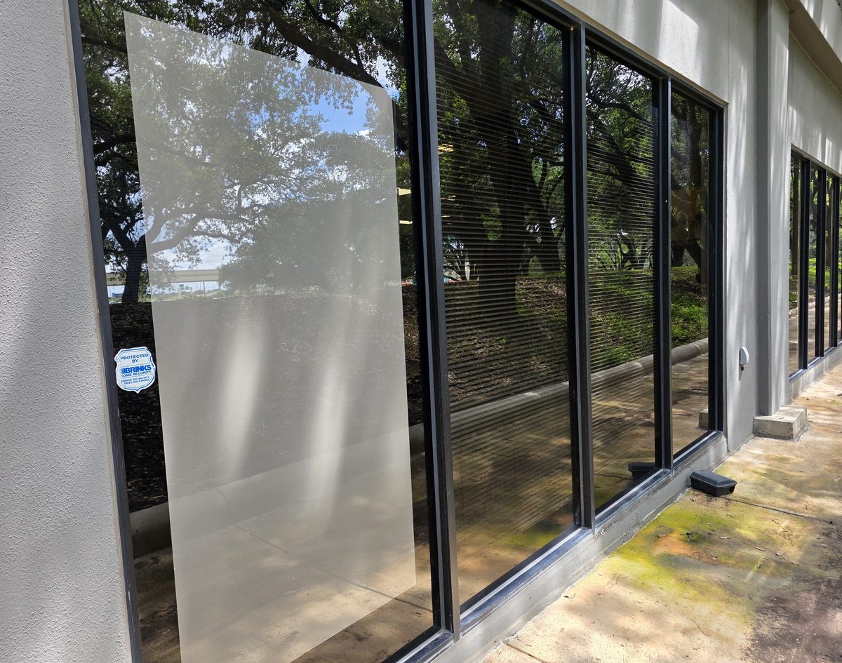 One clean pane beside a dirty one