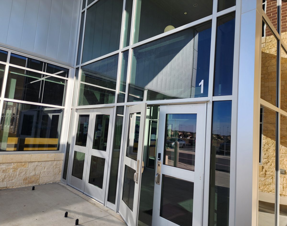 Entrance glass and doors on a commercial building
